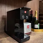The Hh Point Hotell Tirana