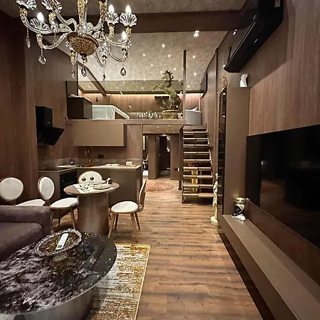 The Hh Point فندق 5*