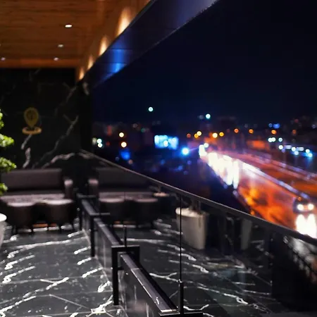 The Hh Point تيرانا