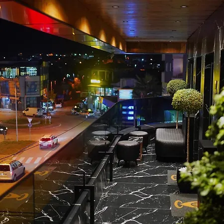 The Hh Point 5* تيرانا