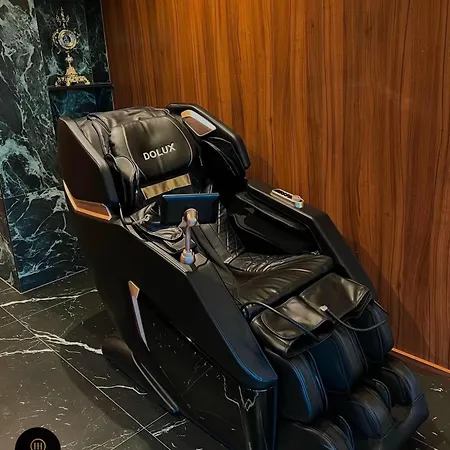 The Hh Point فندق 5*